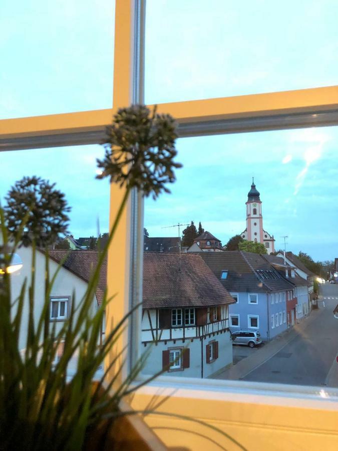 Wohnung 2 - Nur 5 Fahrminuten Vom Europapark Эттенхайм Экстерьер фото